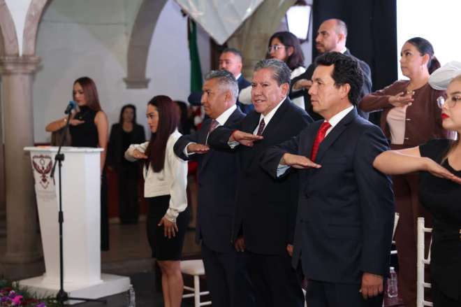 Va David Monreal por Municipios con cero deuda; anuncia iniciativa para evitar que hipotequen su futuro